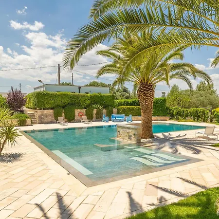 Zahara Villa